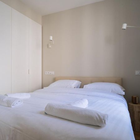 Stunning 1 Bedroom Apartment In Париж Екстериор снимка