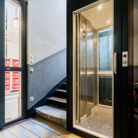 Stunning 1 Bedroom Apartment In Париж Екстериор снимка